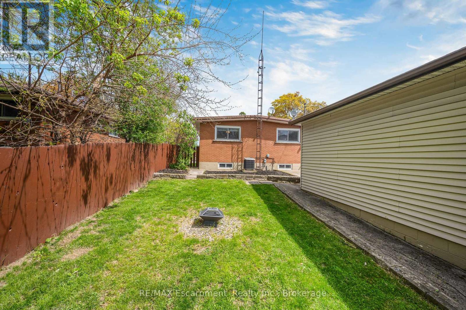 3 Tanager Court, Hamilton, Ontario  L9A 2L9 - Photo 32 - X13128538