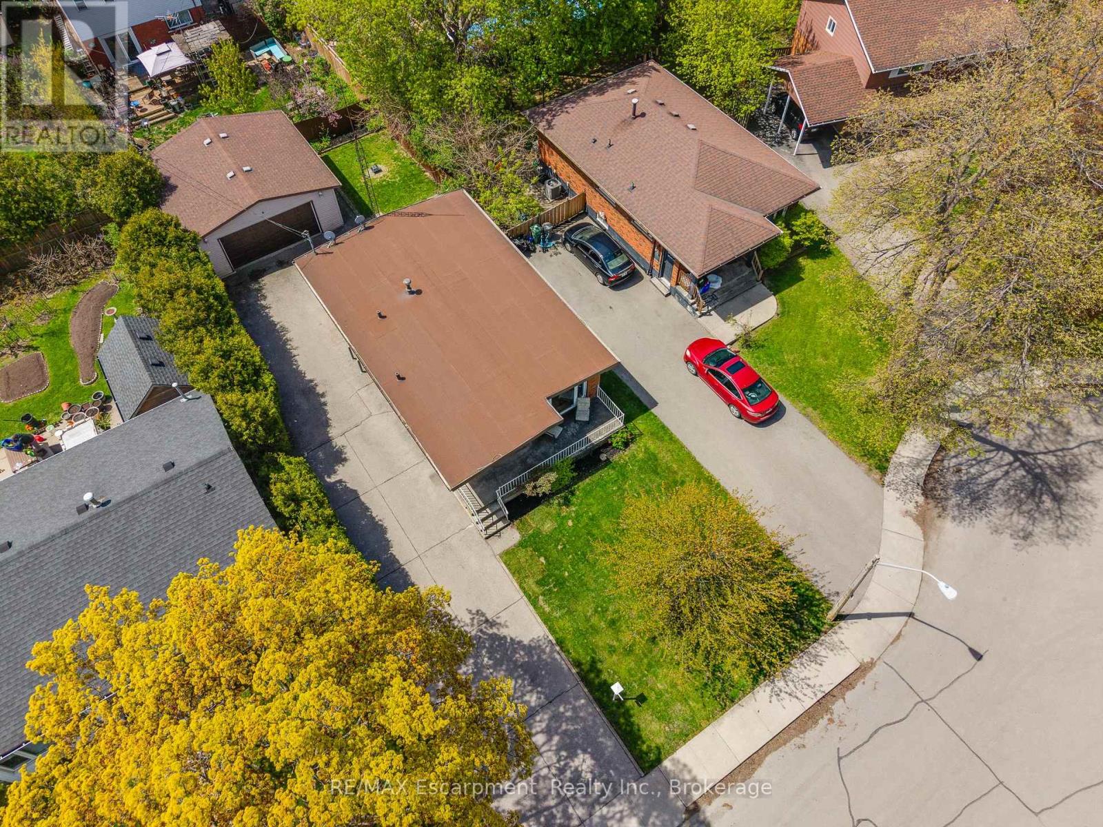 3 Tanager Court, Hamilton, Ontario  L9A 2L9 - Photo 34 - X13128538