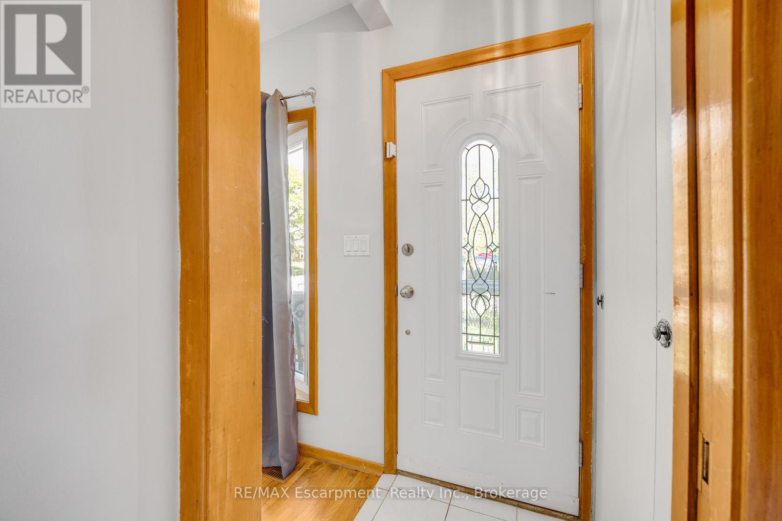 3 Tanager Court, Hamilton, Ontario  L9A 2L9 - Photo 5 - X13128538