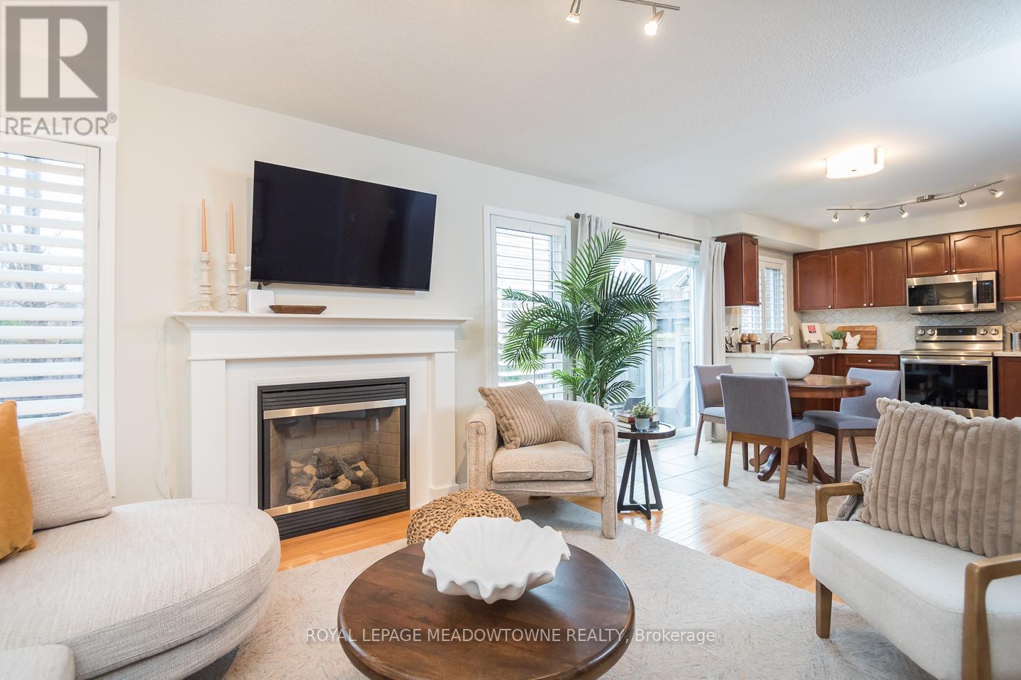 292 Mcdougall Cross, Milton, Ontario  L9T 0N6 - Photo 1 - W13127992