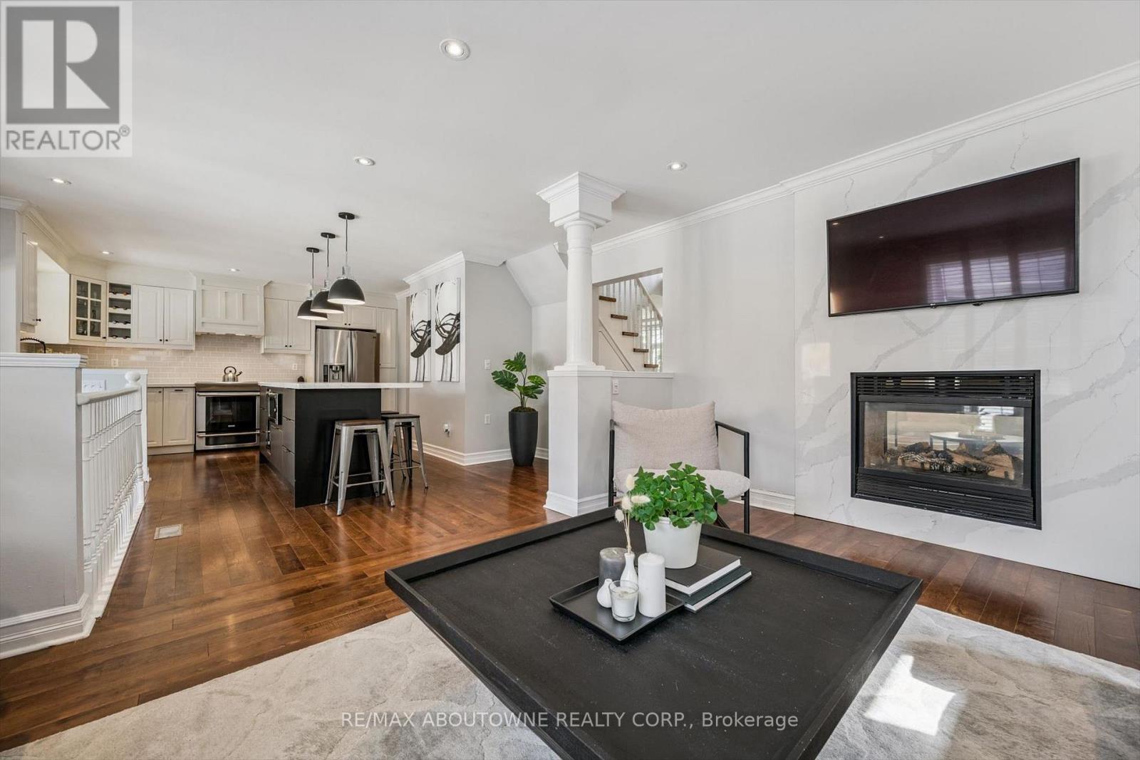 2500 Sixth Line, Oakville, Ontario  L6H 5Z8 - Photo 10 - W13128082