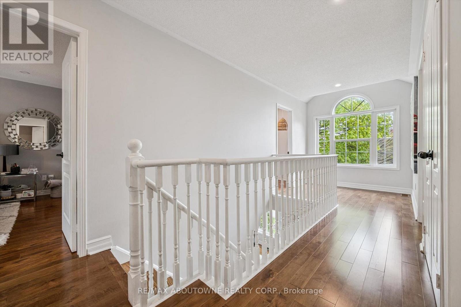 2500 Sixth Line, Oakville, Ontario  L6H 5Z8 - Photo 19 - W13128082