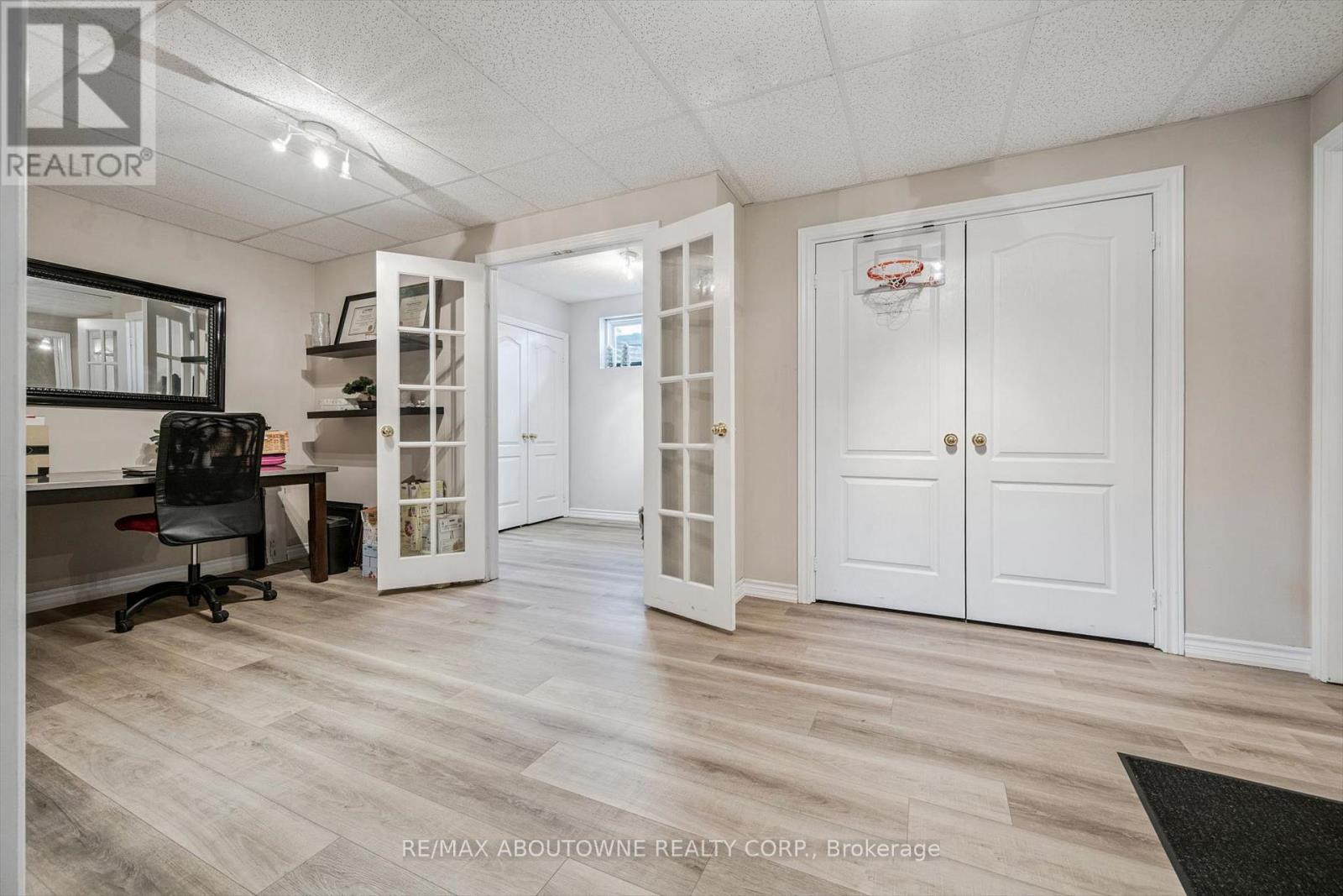 2500 Sixth Line, Oakville, Ontario  L6H 5Z8 - Photo 27 - W13128082
