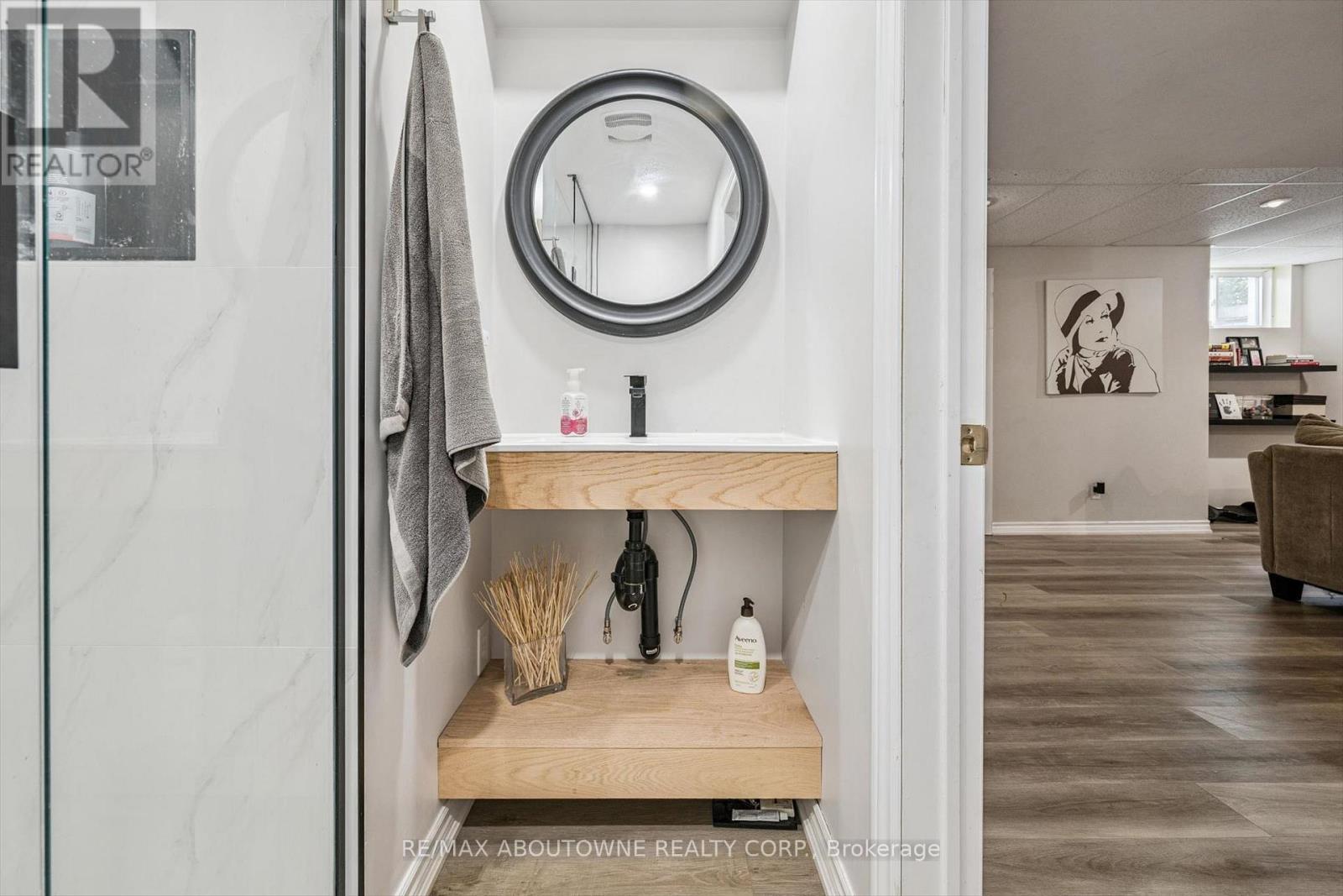 2500 Sixth Line, Oakville, Ontario  L6H 5Z8 - Photo 32 - W13128082