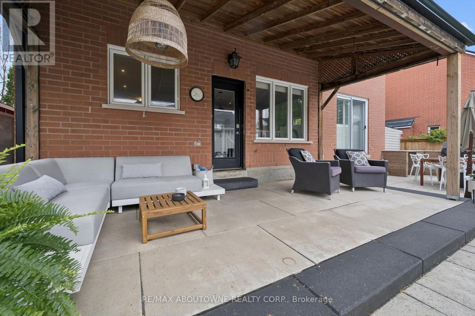 2500 Sixth Line, Oakville, Ontario  L6H 5Z8 - Photo 35 - W13128082