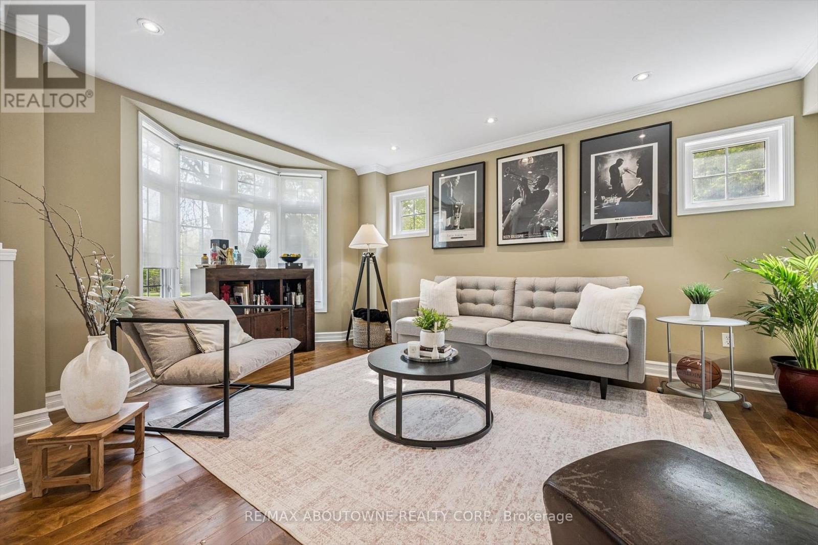 2500 Sixth Line, Oakville, Ontario  L6H 5Z8 - Photo 6 - W13128082