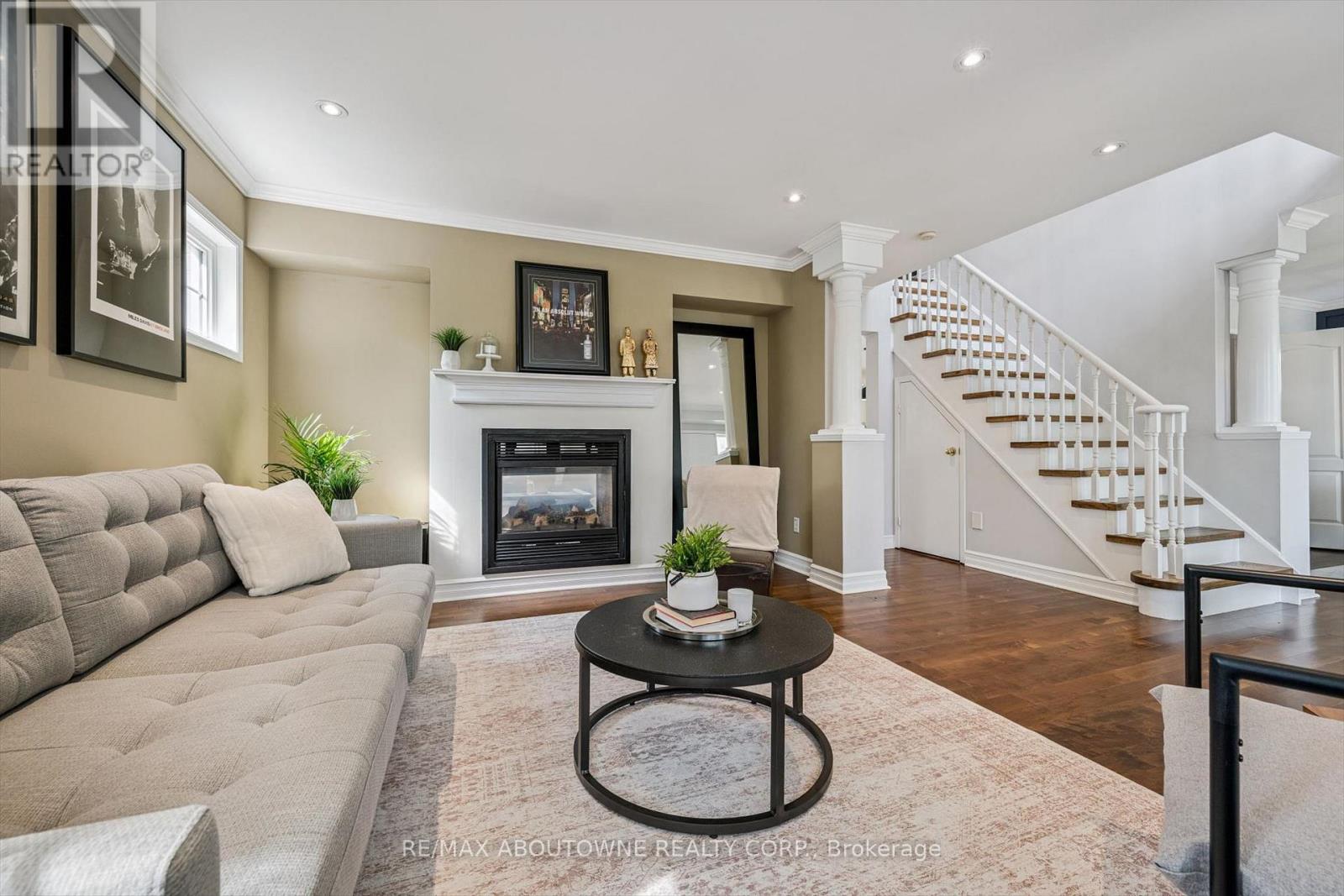 2500 Sixth Line, Oakville, Ontario  L6H 5Z8 - Photo 7 - W13128082