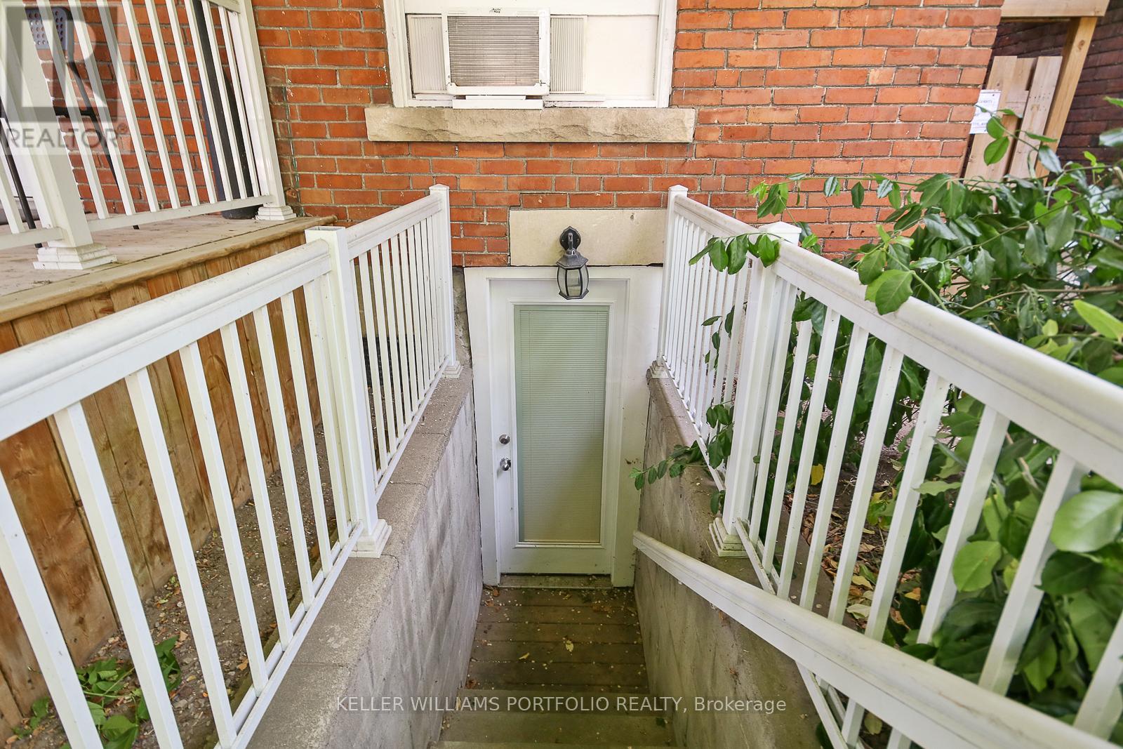 #1 (Basement) - 35 Humberside Avenue, Toronto, Ontario  M6P 1J6 - Photo 17 - W13128164