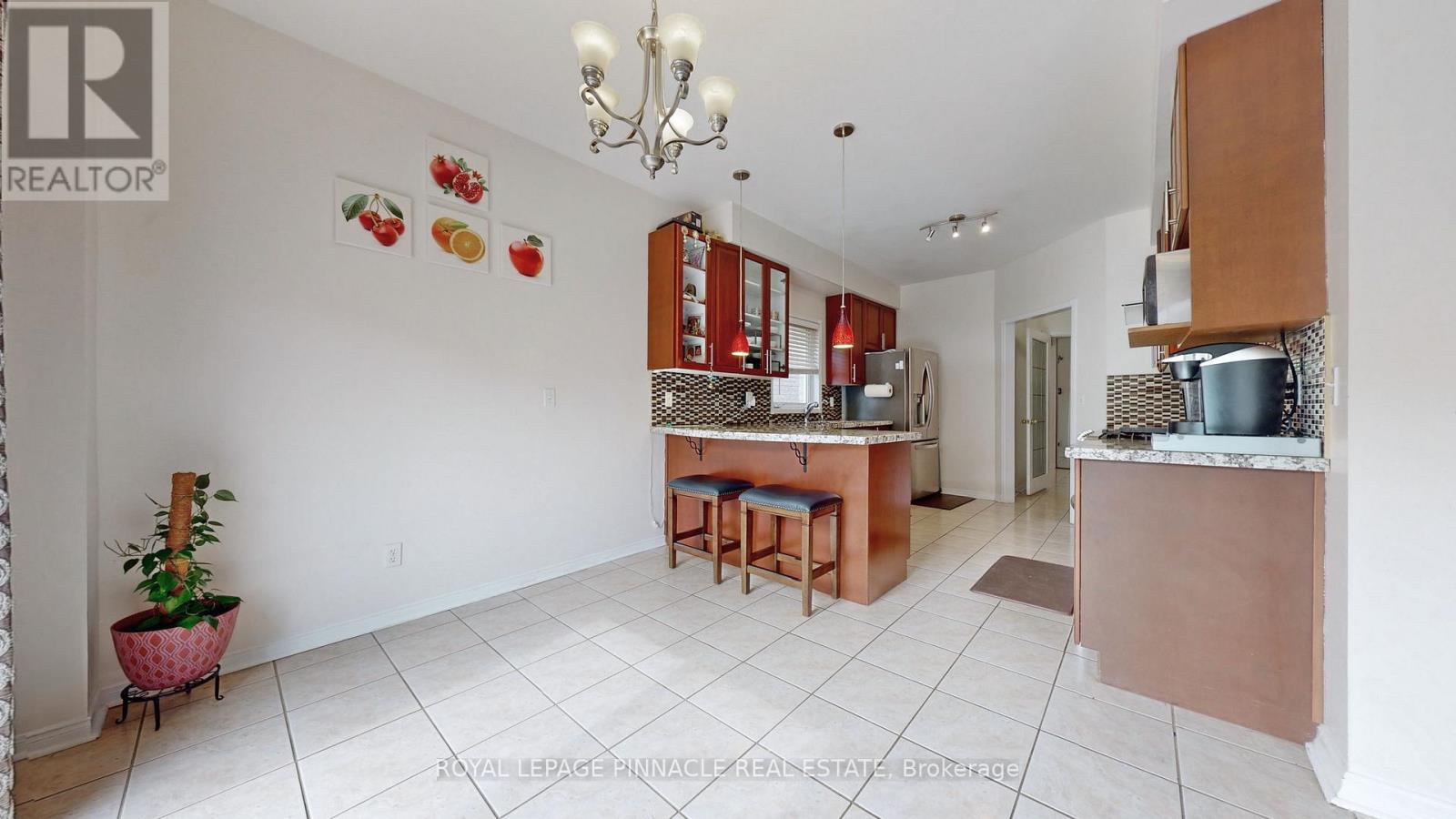 7254 Dime Crescent, Mississauga, Ontario  L5W 1K5 - Photo 17 - W13128354