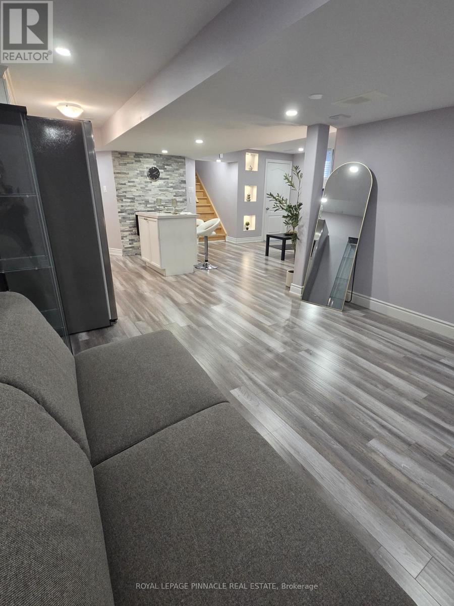 7254 Dime Crescent, Mississauga, Ontario  L5W 1K5 - Photo 43 - W13128354
