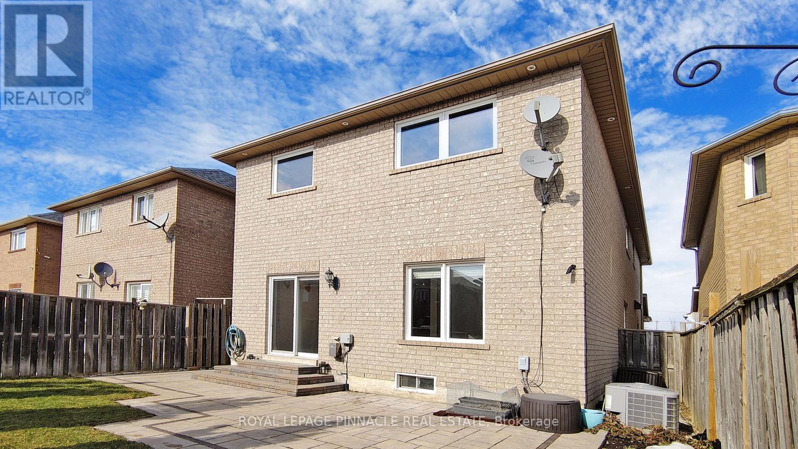 7254 Dime Crescent, Mississauga, Ontario  L5W 1K5 - Photo 47 - W13128354