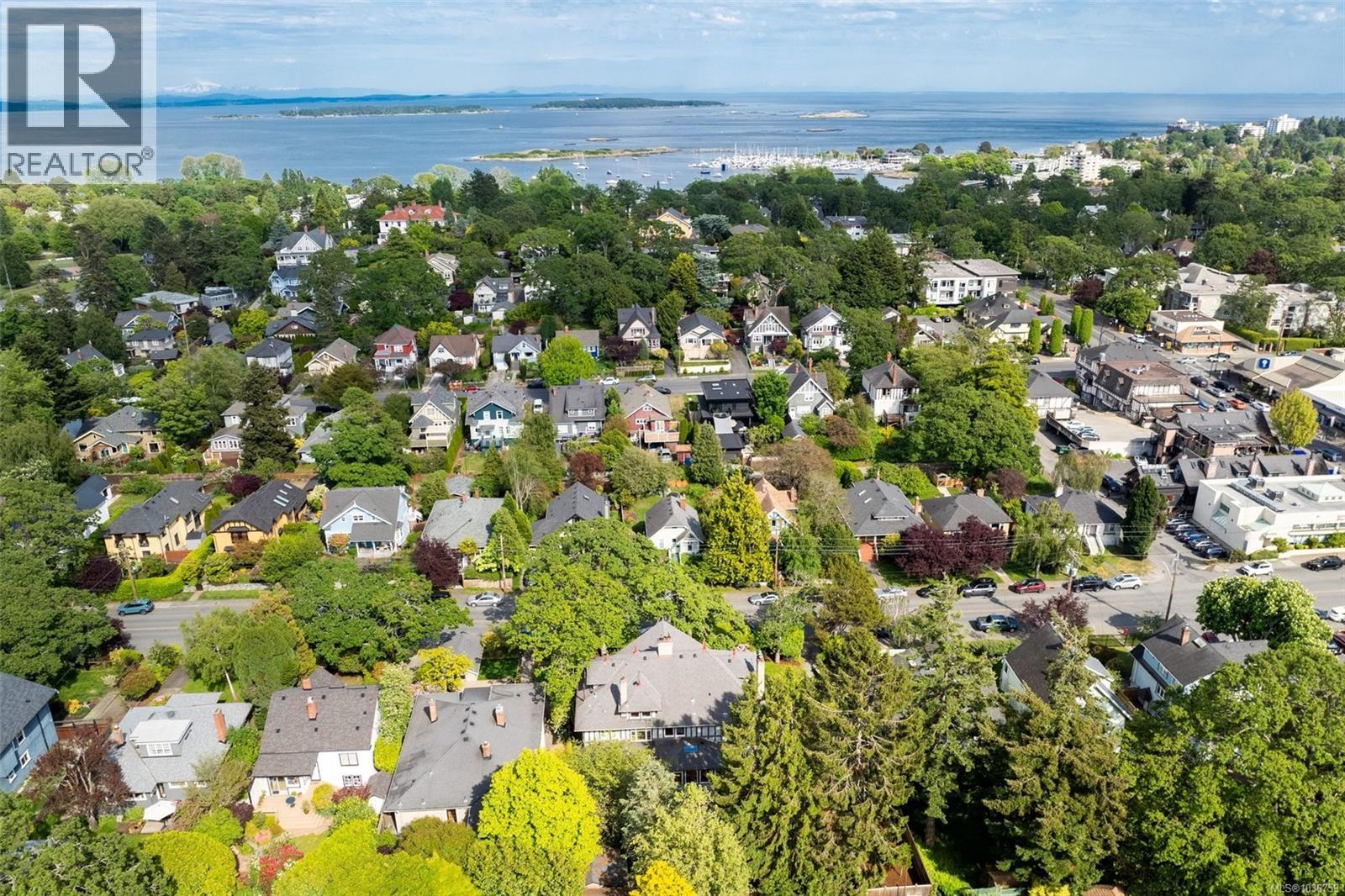1566 Hampshire Rd, Oak Bay, British Columbia  V8R 5T5 - Photo 72 - 1036759