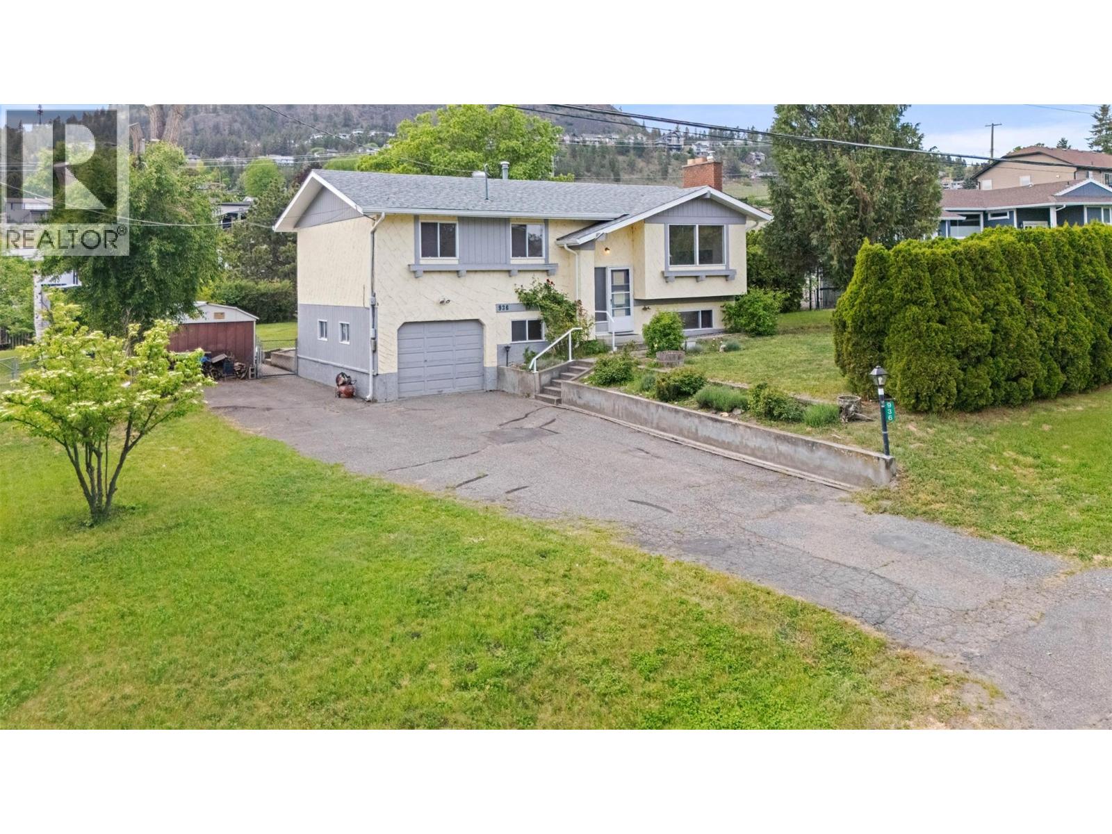 936 MCCARTNEY Road West Kelowna Photo 9 936 MCCARTNEY Road West Kelowna Photo 9