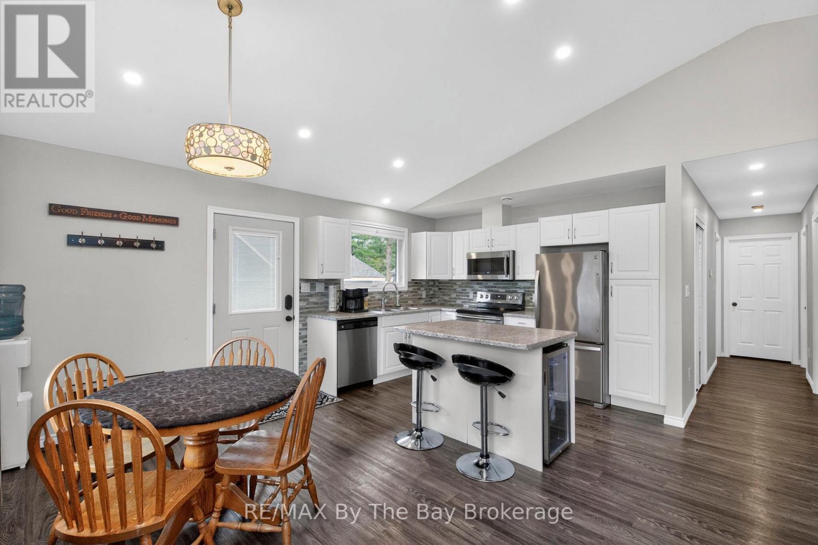 12 5th Lane, Wasaga Beach, Ontario  L9Z 2E9 - Photo 16 - S13128502