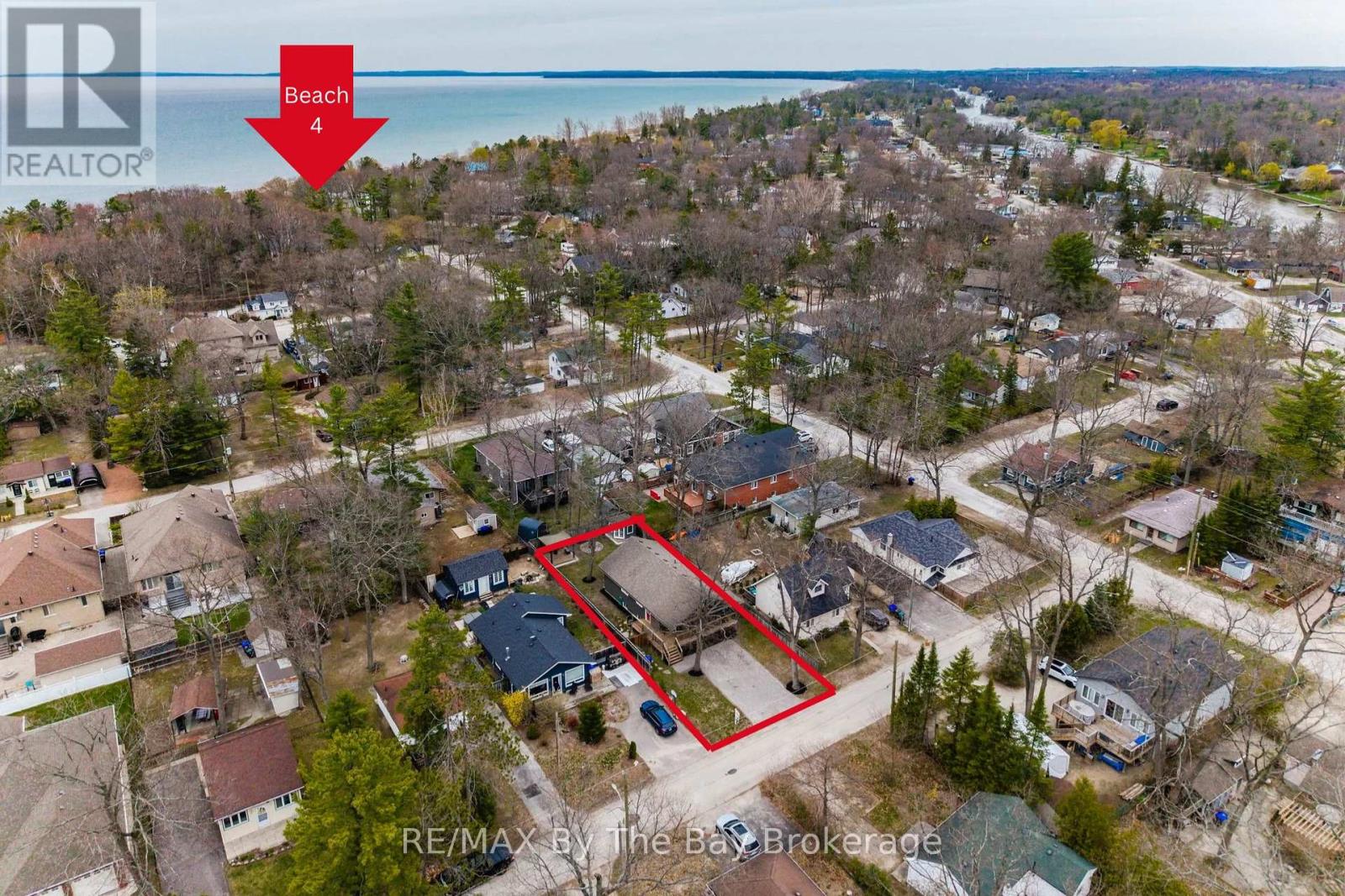 12 5th Lane, Wasaga Beach, Ontario  L9Z 2E9 - Photo 3 - S13128502