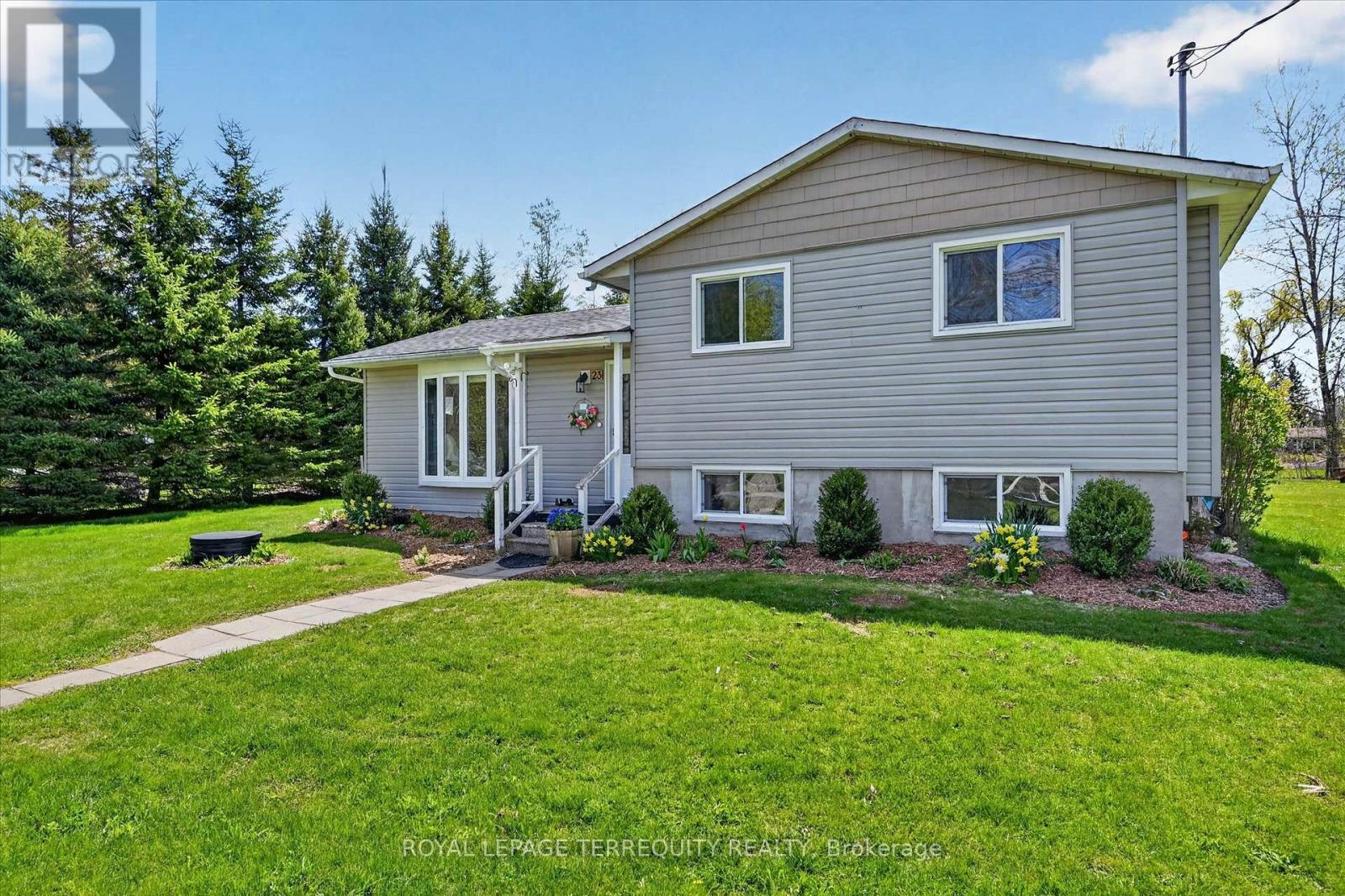 23 Whitfield Road, Otonabee-South Monaghan, Ontario  K0L 1V0 - Photo 1 - X13128308