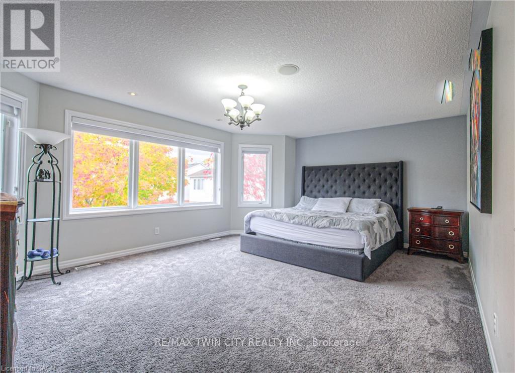 47 Dellgrove Circle, Cambridge, Ontario  N1T 2J9 - Photo 33 - X13128322