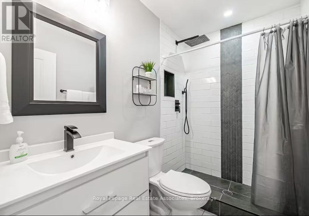 Unit A - 88 South Bend Road E, Hamilton, Ontario  L9A 2B1 - Photo 14 - X13128328