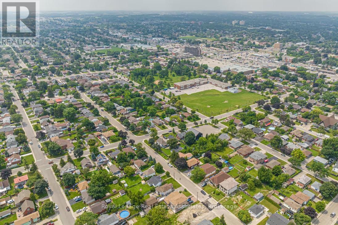 Unit A - 88 South Bend Road E, Hamilton, Ontario  L9A 2B1 - Photo 19 - X13128328