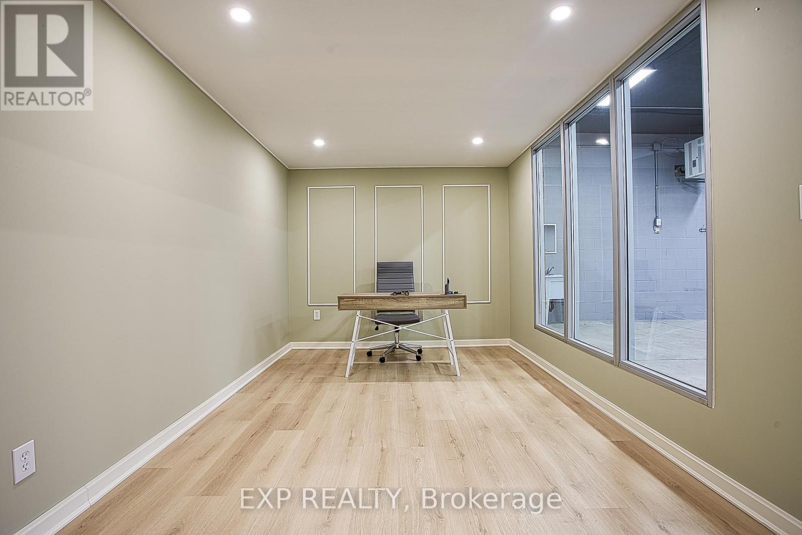 727 Barton Street, Hamilton, Ontario  L8E 5L7 - Photo 27 - X13128330