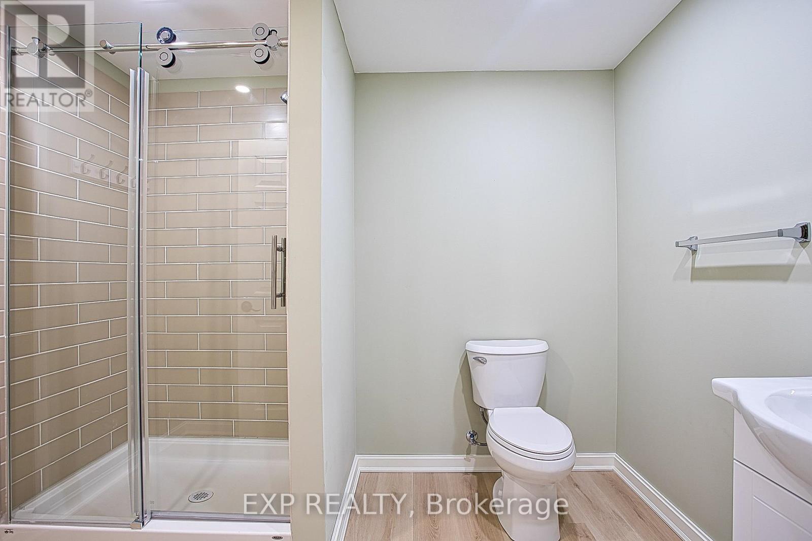 727 Barton Street, Hamilton, Ontario  L8E 5L7 - Photo 29 - X13128330