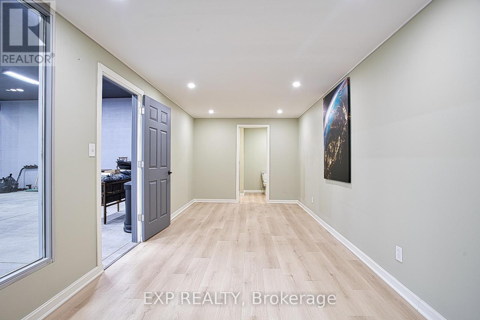 727 Barton Street, Hamilton, Ontario  L8E 5L7 - Photo 31 - X13128330