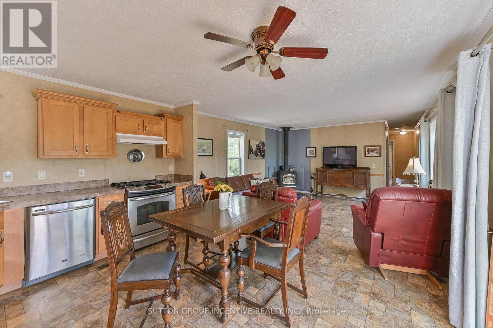 151 Boundary Road, Minden Hills, Ontario  K0M 2A1 - Photo 6 - X13128344