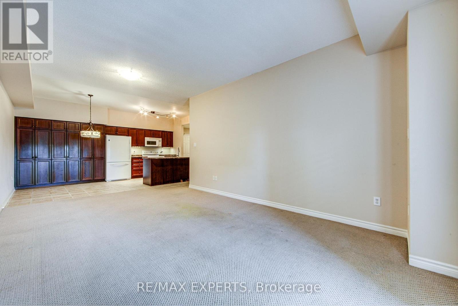 102 - 391 Plains Road E, Burlington, Ontario  L7T 4M2 - Photo 19 - W13126830