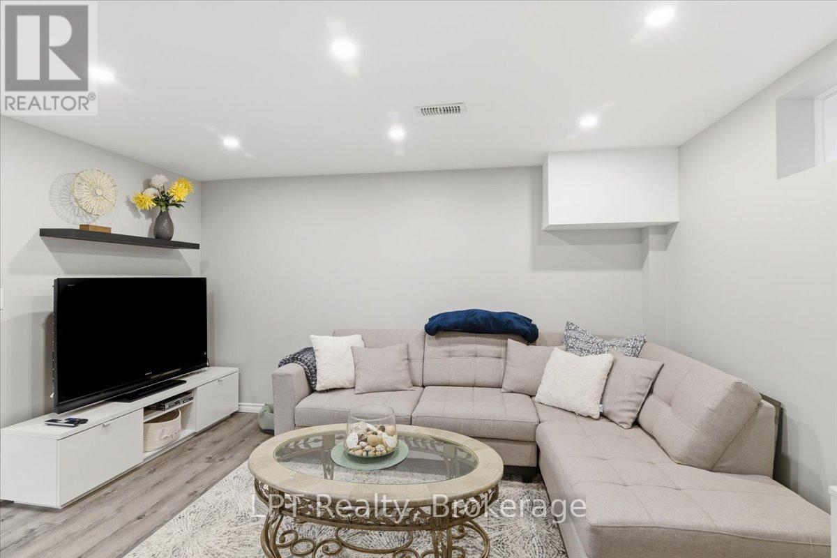 56 Pedwell Street, Clarington, Ontario  L1B 1G4 - Photo 42 - E13128436
