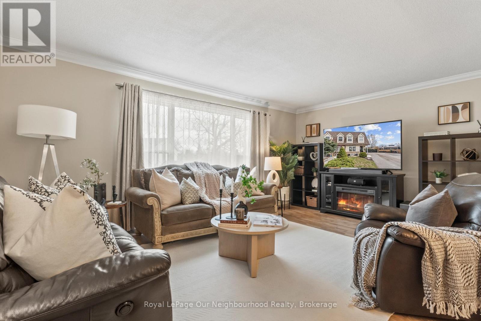 1261 Ludlow Court, Oshawa, Ontario  L1G 7K5 - Photo 14 - E13128496