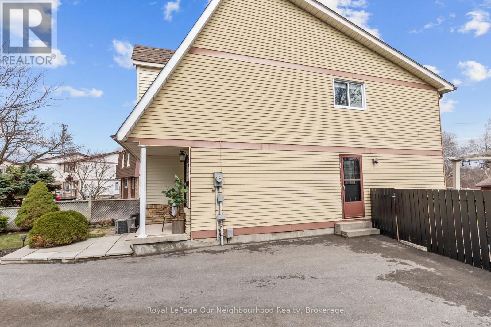 1261 Ludlow Court, Oshawa, Ontario  L1G 7K5 - Photo 34 - E13128496