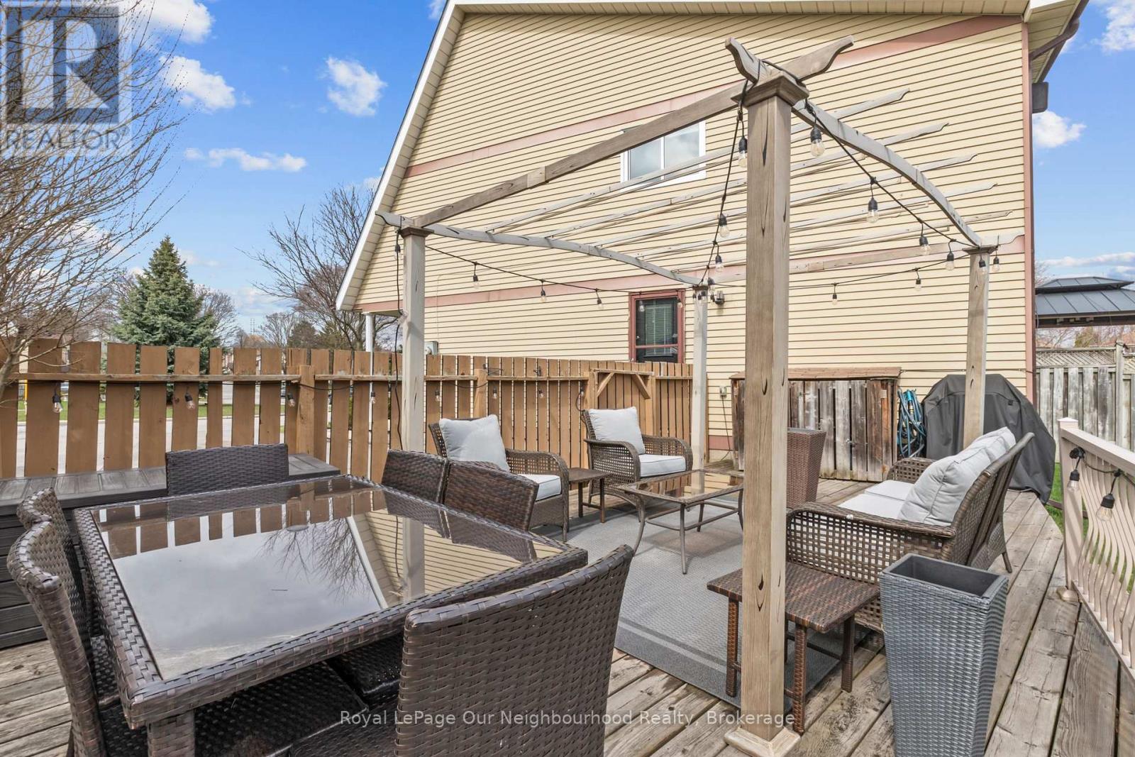 1261 Ludlow Court, Oshawa, Ontario  L1G 7K5 - Photo 38 - E13128496