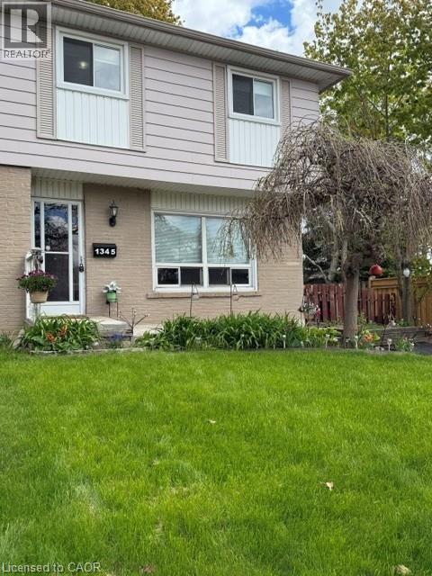 1345 Colonsay Drive, Burlington, Ontario L7P 2T6 - Photo 2 - 40811513