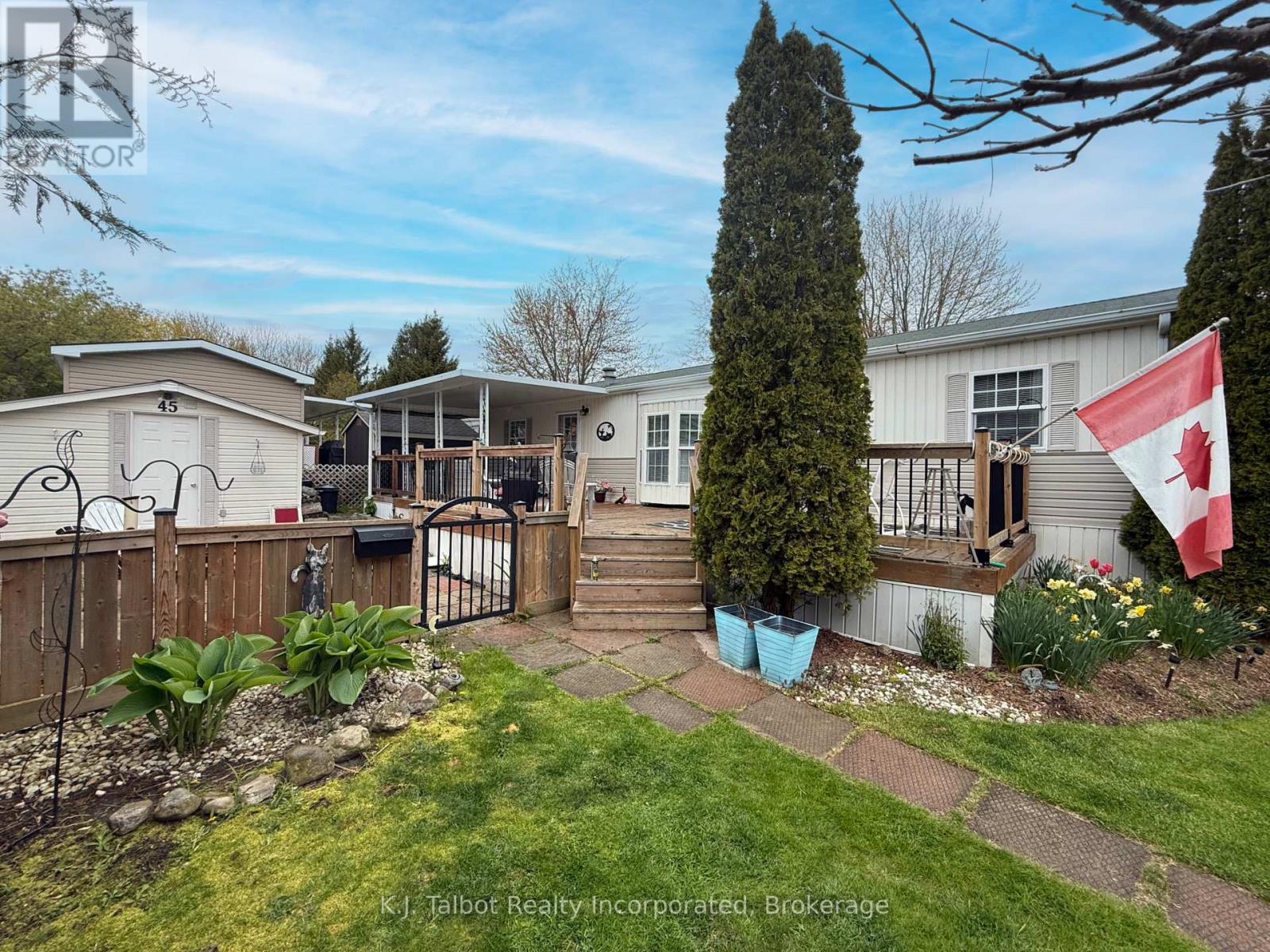 UNIT #45 PORTSIDE DRIVE N - 77719 BLUEWATER HIGHWAY, Bluewater, Ontario