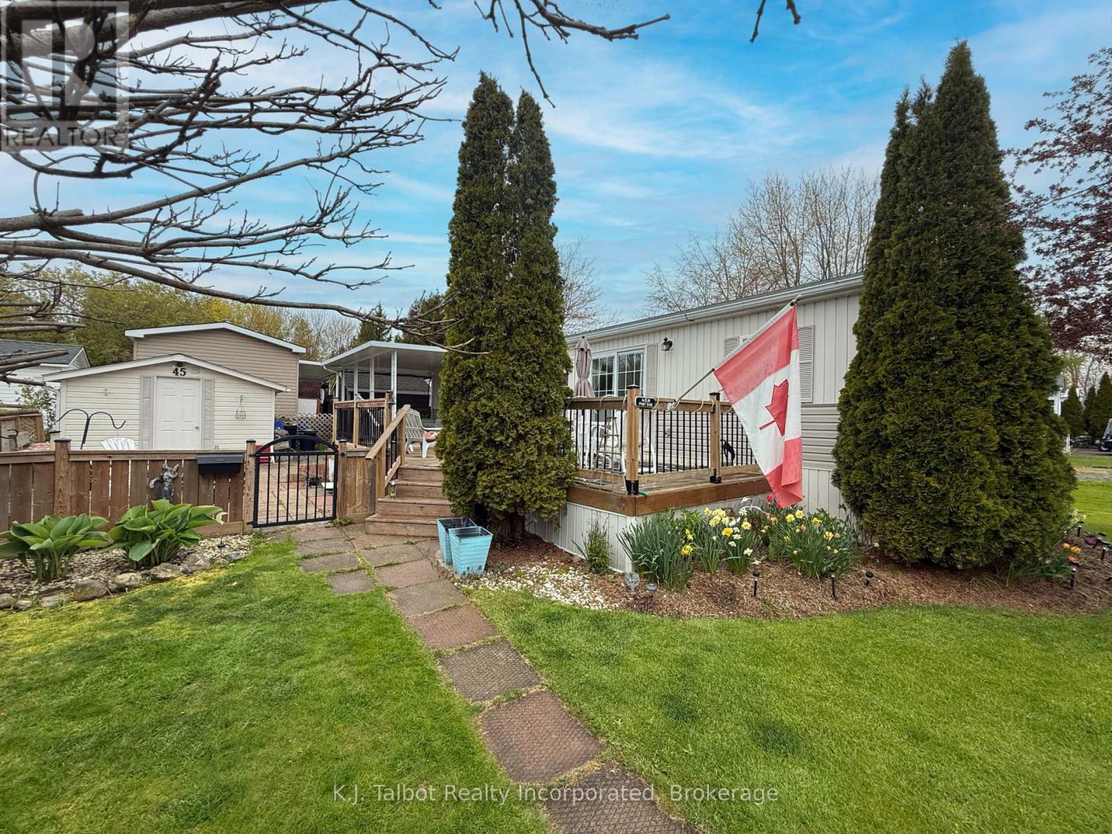 Unit #45 Portside Drive N - 77719 Bluewater Highway, Bluewater, Ontario  N0M 1G0 - Photo 11 - X13128546