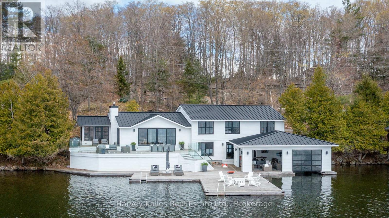 1377 PENINSULA ROAD, Muskoka Lakes, Ontario