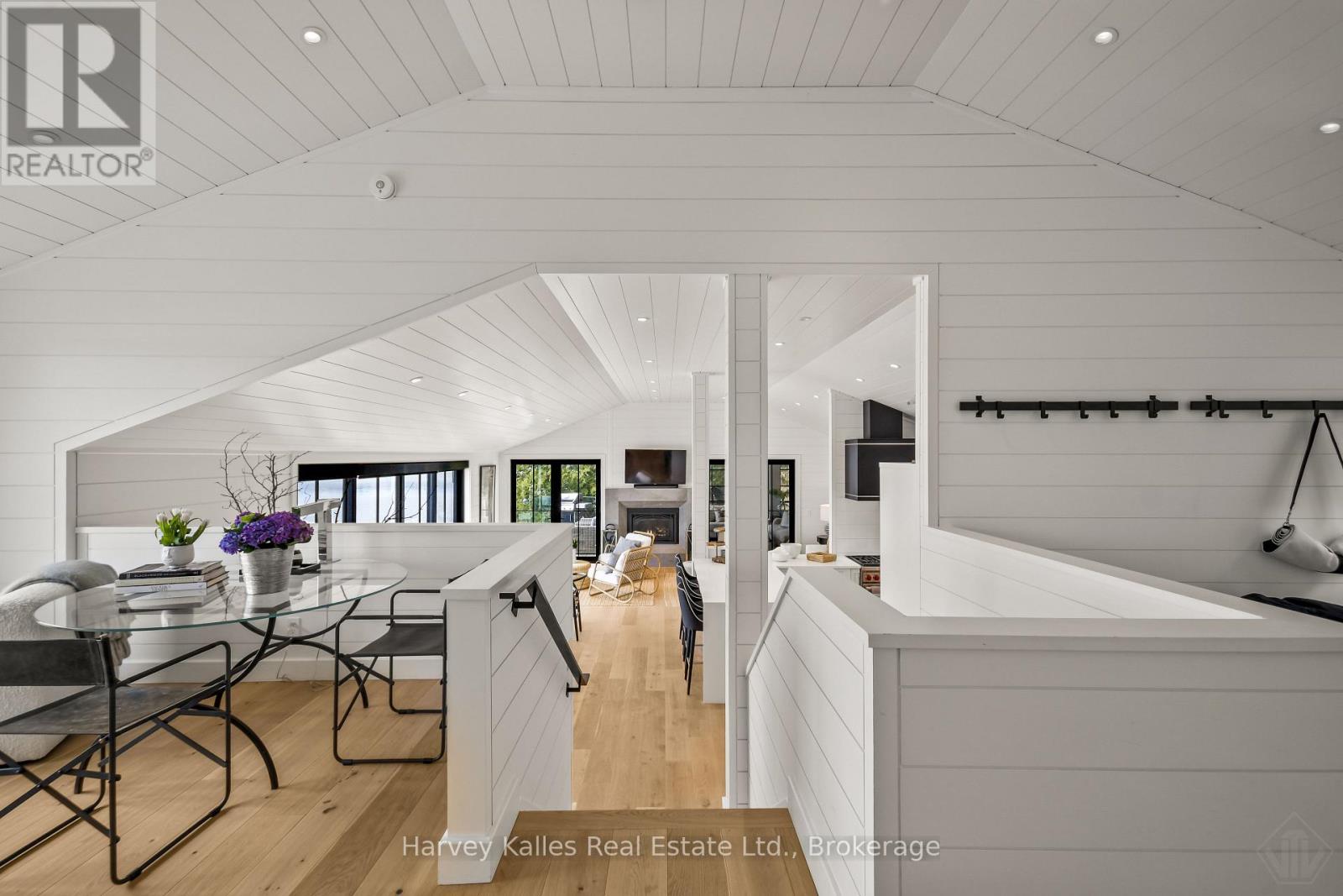 1377 Peninsula Road, Muskoka Lakes, Ontario  P0B 1J0 - Photo 8 - X13128560