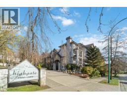 406 1150 E 29TH STREET, North Vancouver, British Columbia