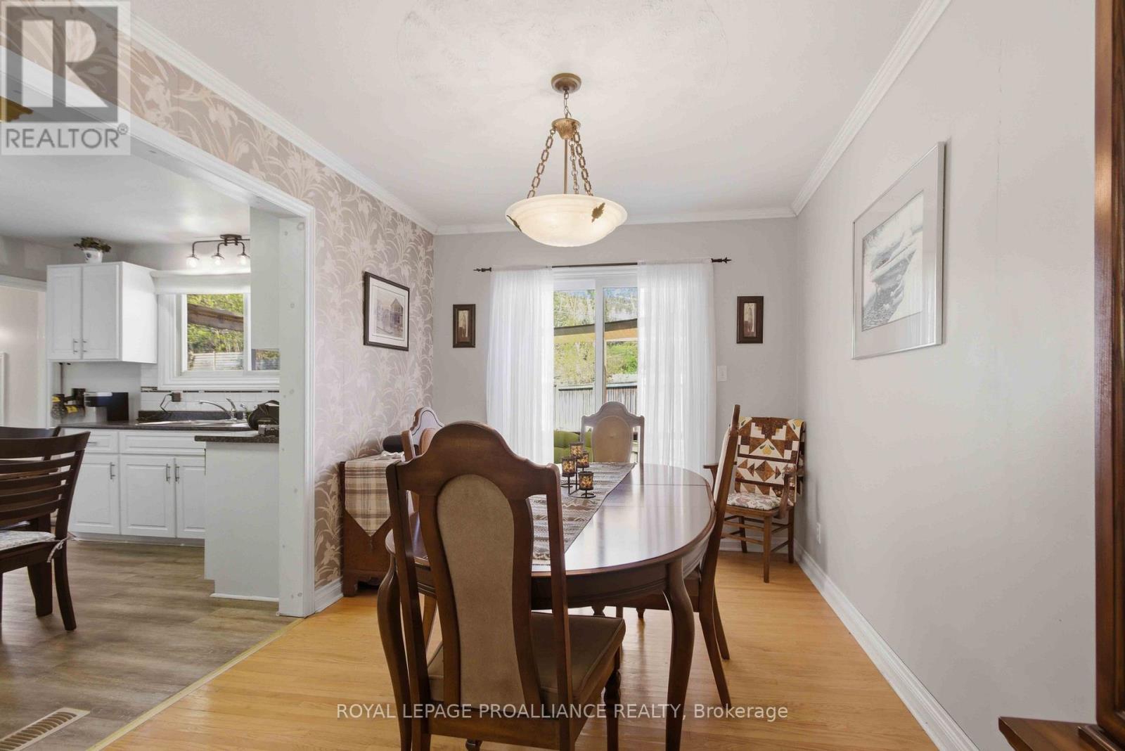 5 Parkside Drive, Quinte West, Ontario  K8V 5L6 - Photo 11 - X13128404