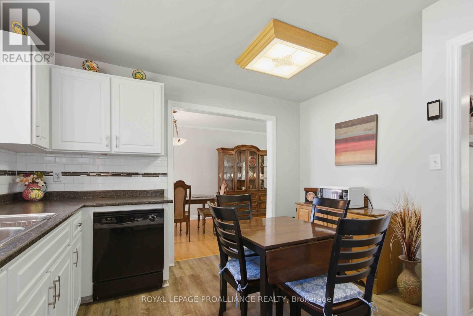 5 Parkside Drive, Quinte West, Ontario  K8V 5L6 - Photo 16 - X13128404
