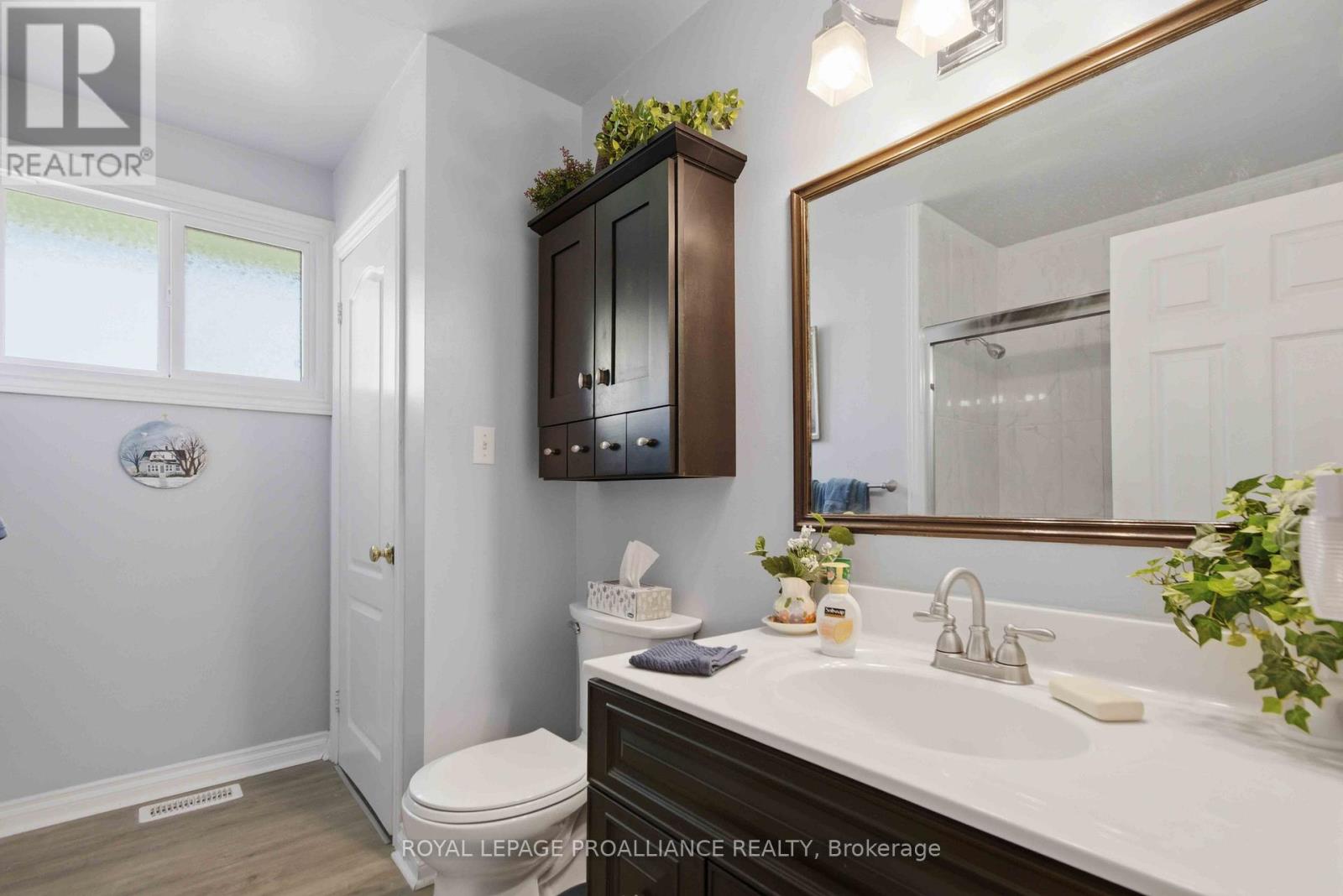 5 Parkside Drive, Quinte West, Ontario  K8V 5L6 - Photo 21 - X13128404