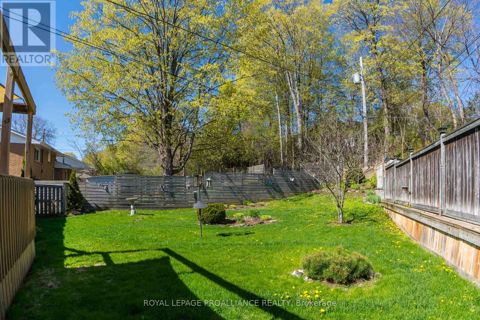 5 Parkside Drive, Quinte West, Ontario  K8V 5L6 - Photo 32 - X13128404
