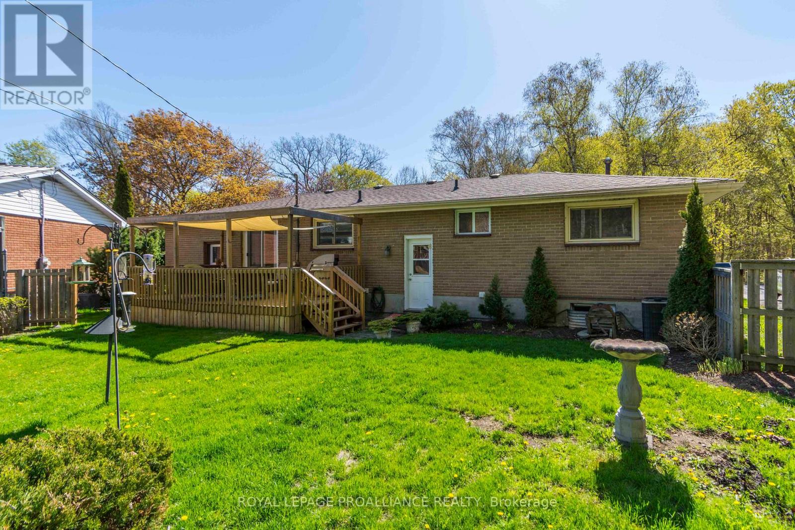 5 Parkside Drive, Quinte West, Ontario  K8V 5L6 - Photo 36 - X13128404