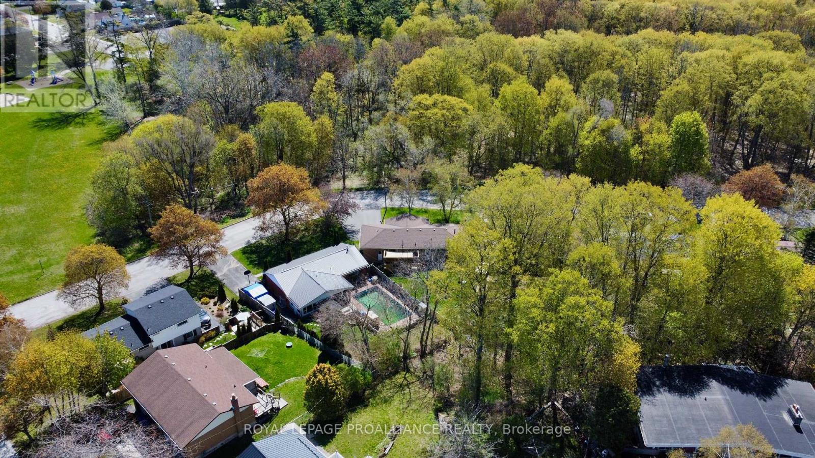5 Parkside Drive, Quinte West, Ontario  K8V 5L6 - Photo 39 - X13128404