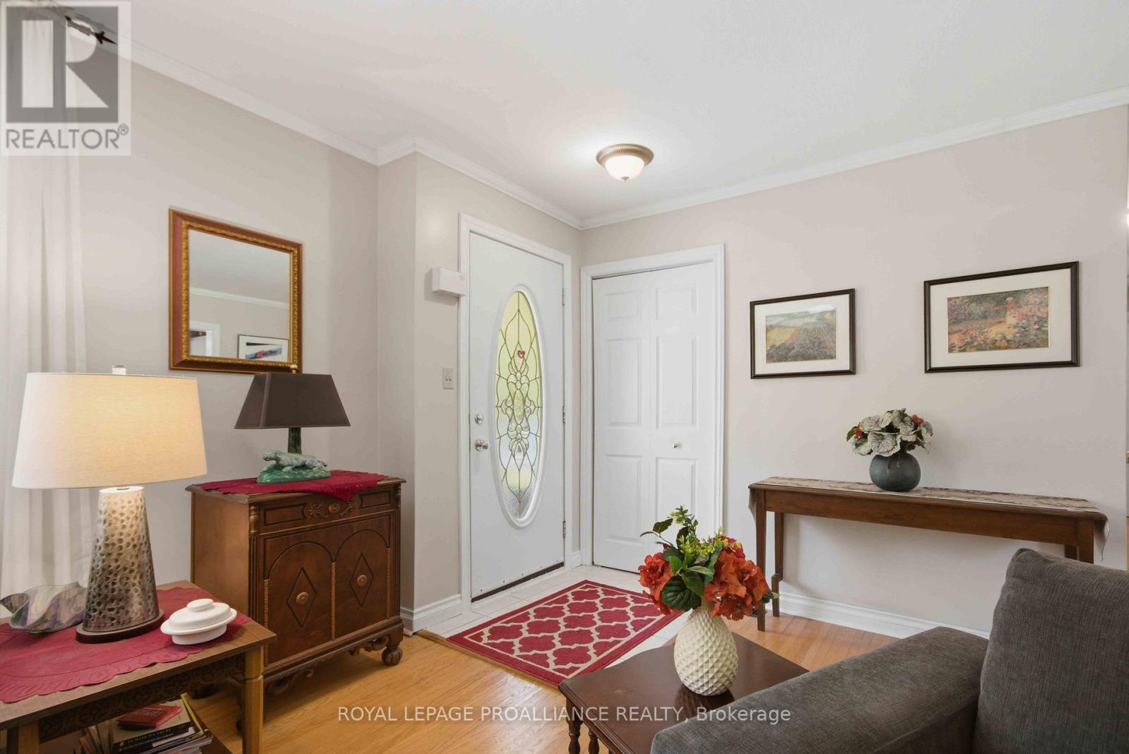 5 Parkside Drive, Quinte West, Ontario  K8V 5L6 - Photo 7 - X13128404