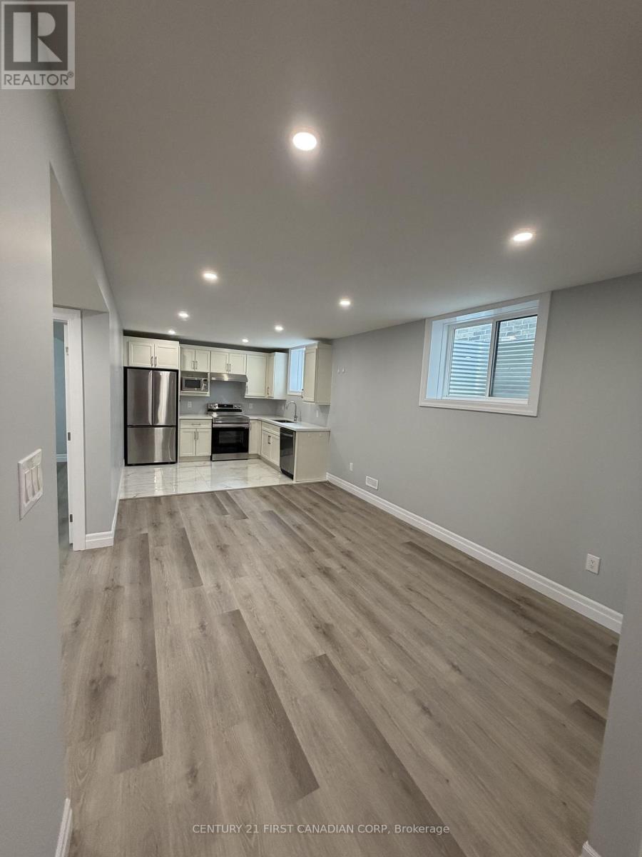 # Lower - 1069 Karenana Road, London South, Ontario  N6M 0K2 - Photo 2 - X13128530