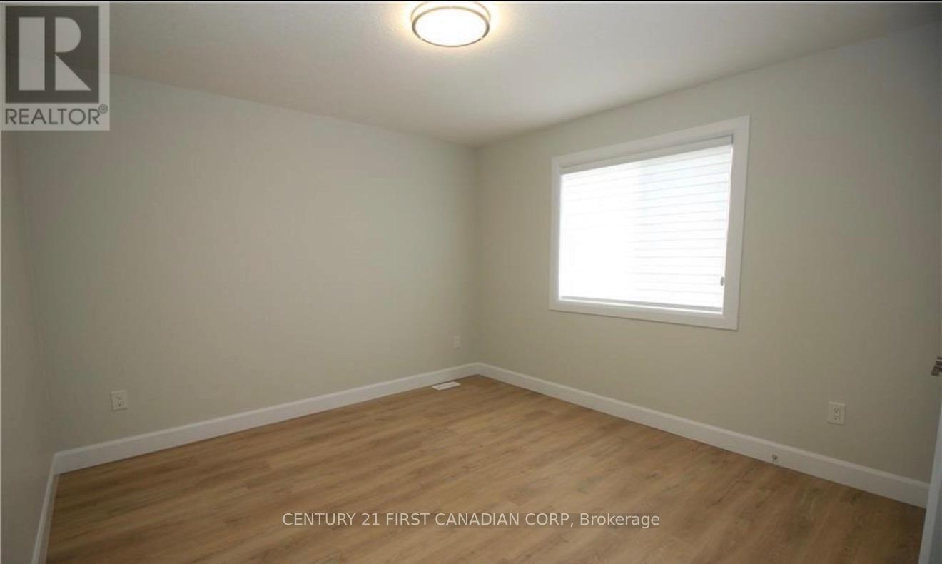 # Upper - 2269 Southport Crescent, London South, Ontario  N6M 0H9 - Photo 16 - X13128556