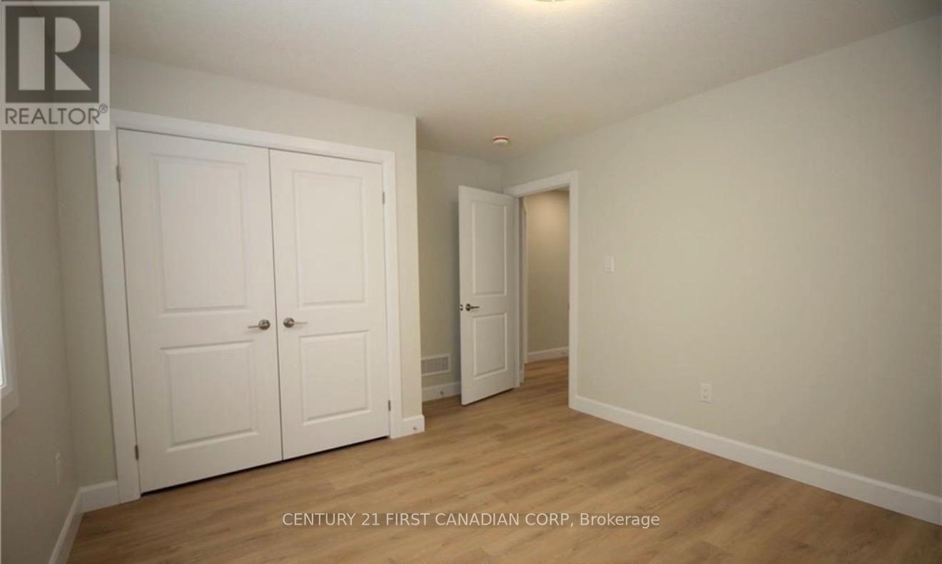 # Upper - 2269 Southport Crescent, London South, Ontario  N6M 0H9 - Photo 17 - X13128556