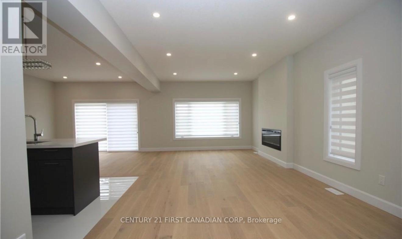 # Upper - 2269 Southport Crescent, London South, Ontario  N6M 0H9 - Photo 5 - X13128556