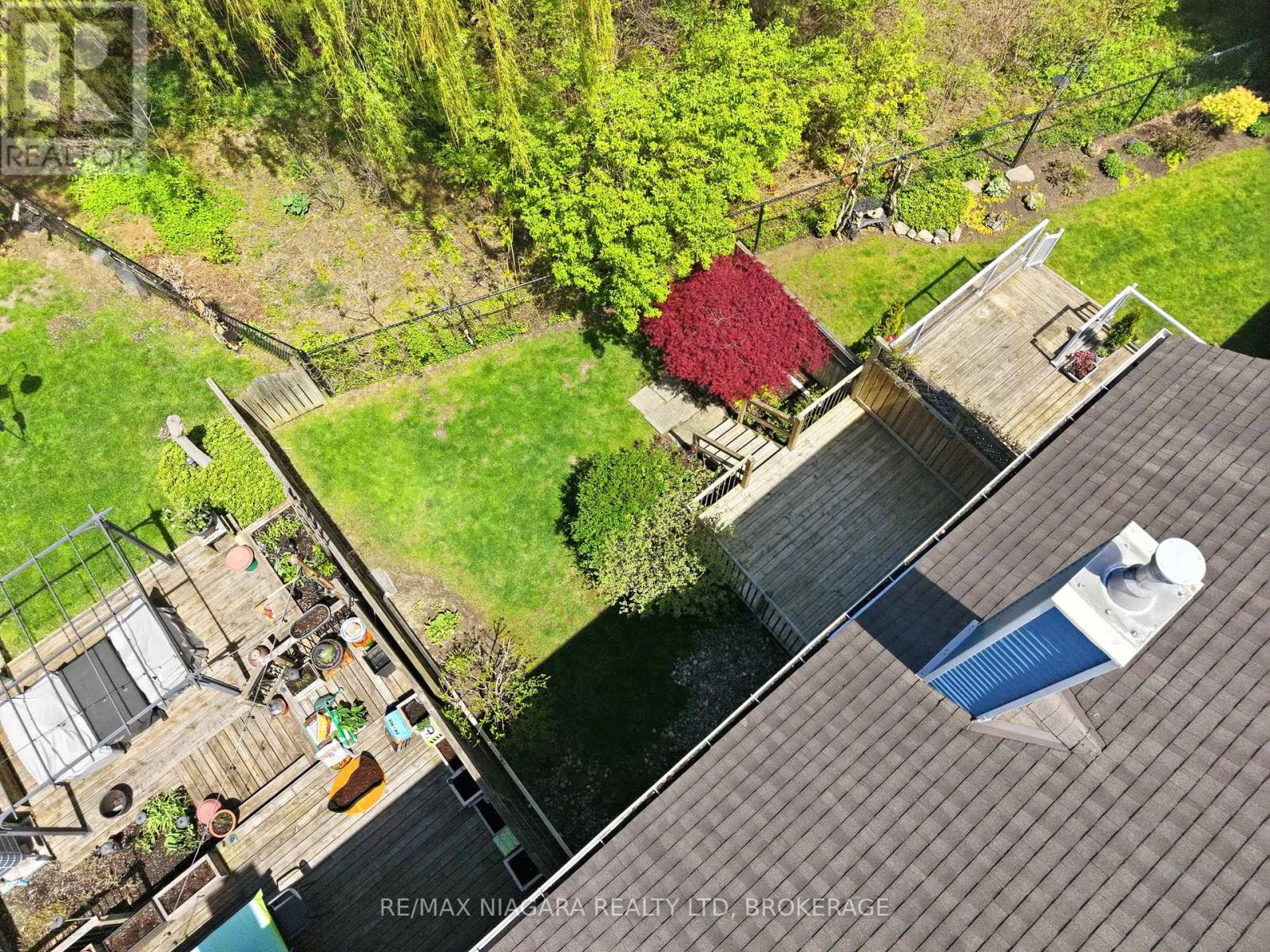 9 - 77 Erion Road, St. Catharines, Ontario  L2W 1B4 - Photo 35 - X12896402